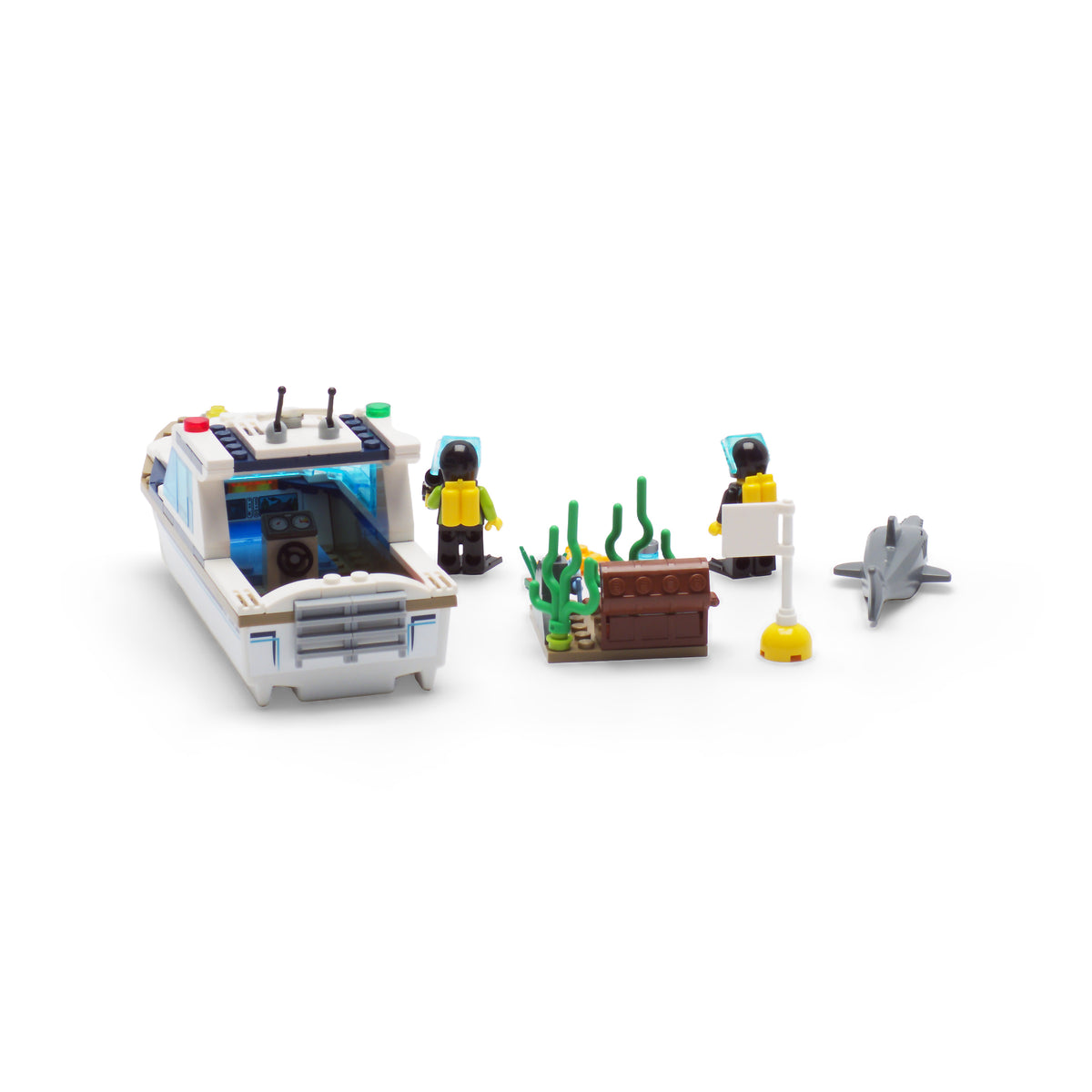 Diving Yacht
