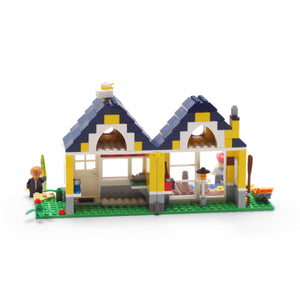 Beach Hut